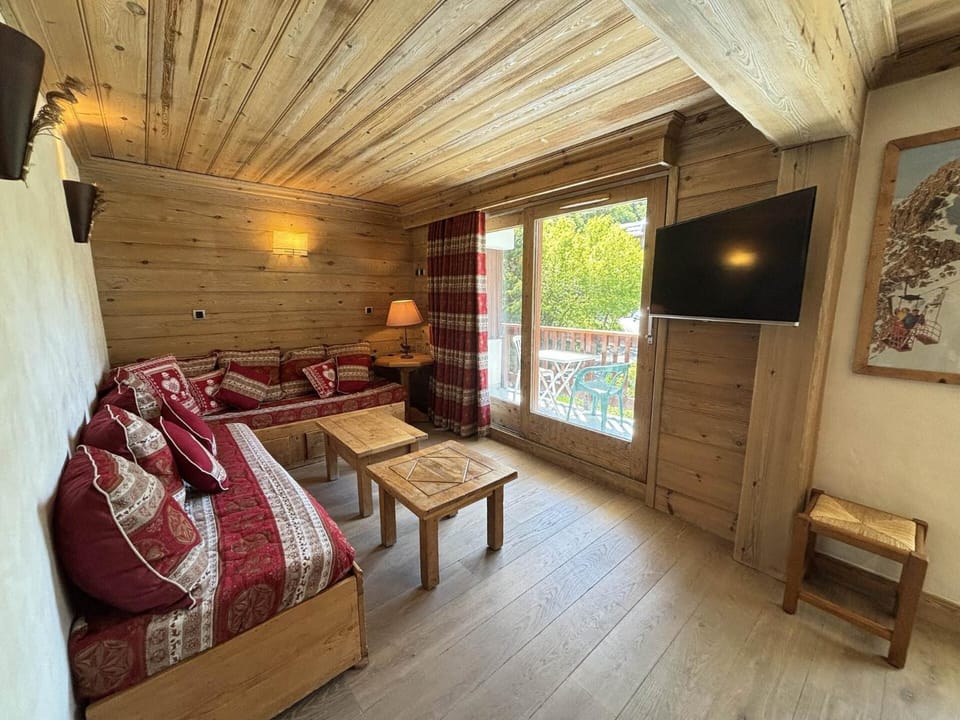 Résidence Les Brimbelles - Appartement 3 pièces pour 6 personnes situé dans le centre de Méribel proche des commerces et des pistes de ski MAE-2041 Apartment in Les Allues
