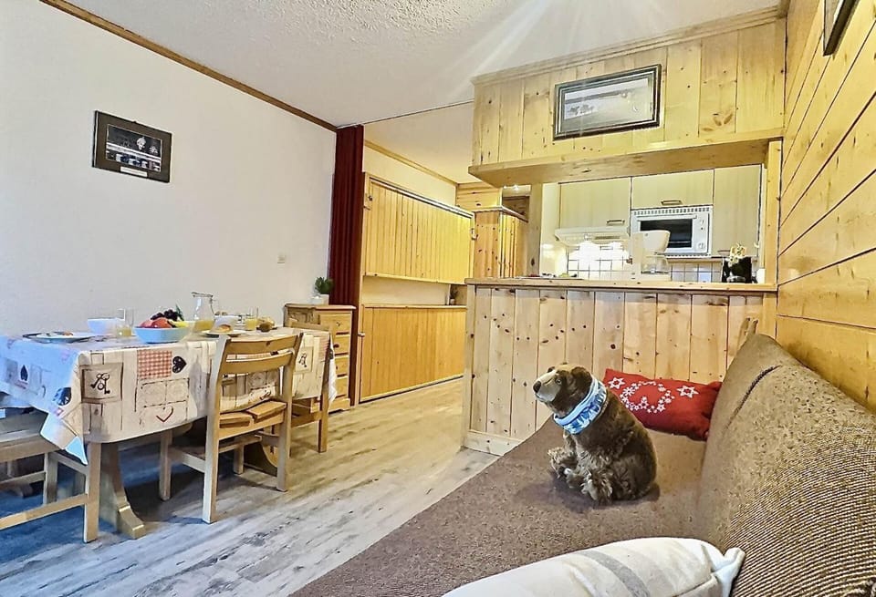Résidence Le Pramecou - Joli studio 4 personnes à Tignes proche des pistes et des commerces dans le quartier du Val Claret. Appartement situé au 5ème ét MAE-2133 Apartment in Tignes