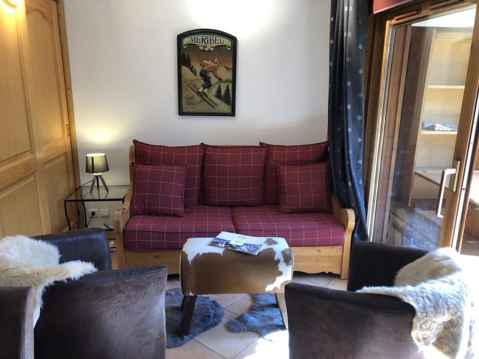 Résidence Le Krystor - Appartement 2 pièces cabine pour 4 personnes proche du centre de Méribel et des commerces MAE-4520 Cabin in Les Allues