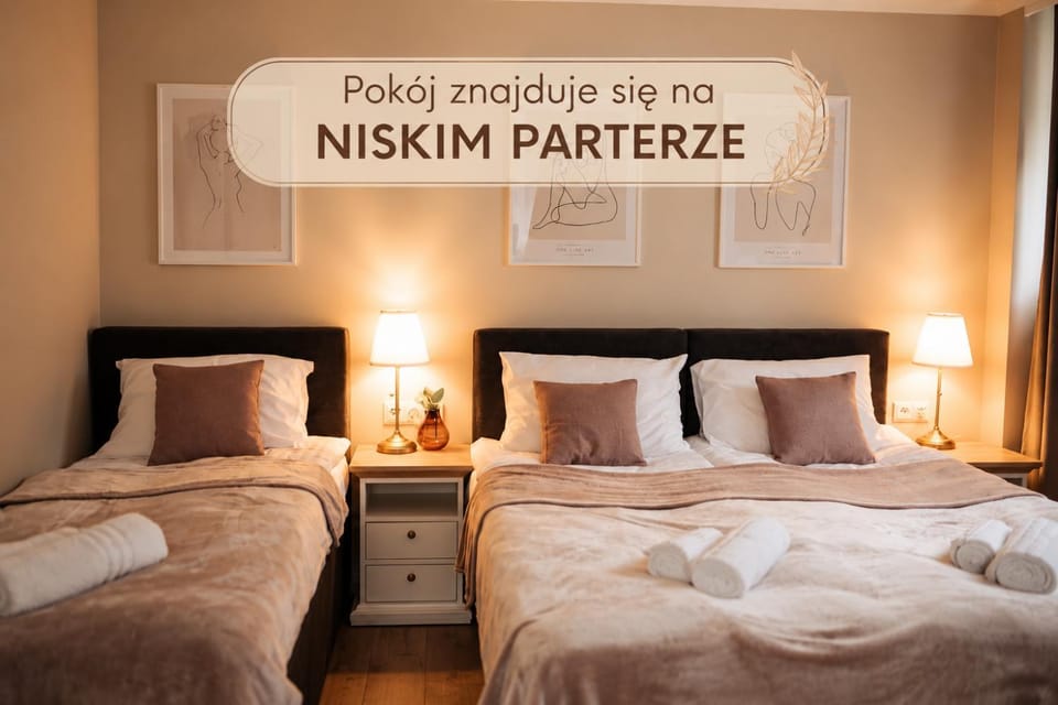 Bed, Bathroom, Photo of the whole room, towels