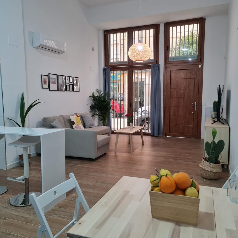 Living room, Lobby or reception