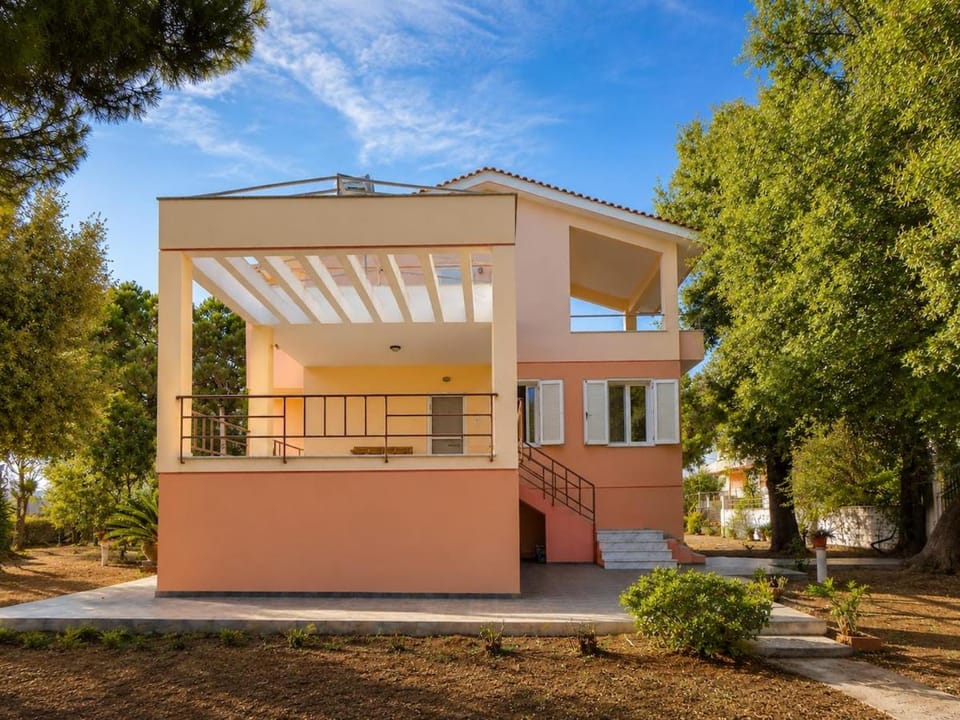 Villa Serena Villa in Greece