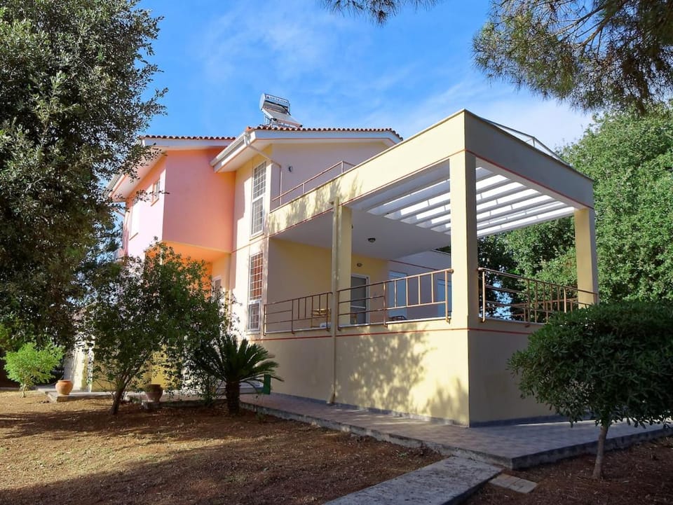 Villa Serena Villa in Greece