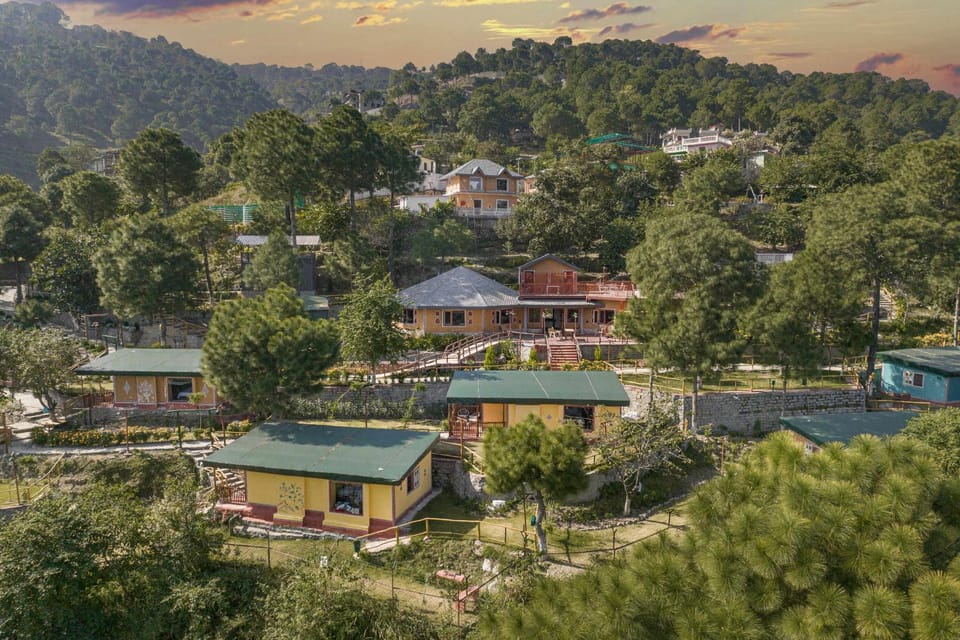 Property building, Natural landscape, Bird's eye view, Mountain view
