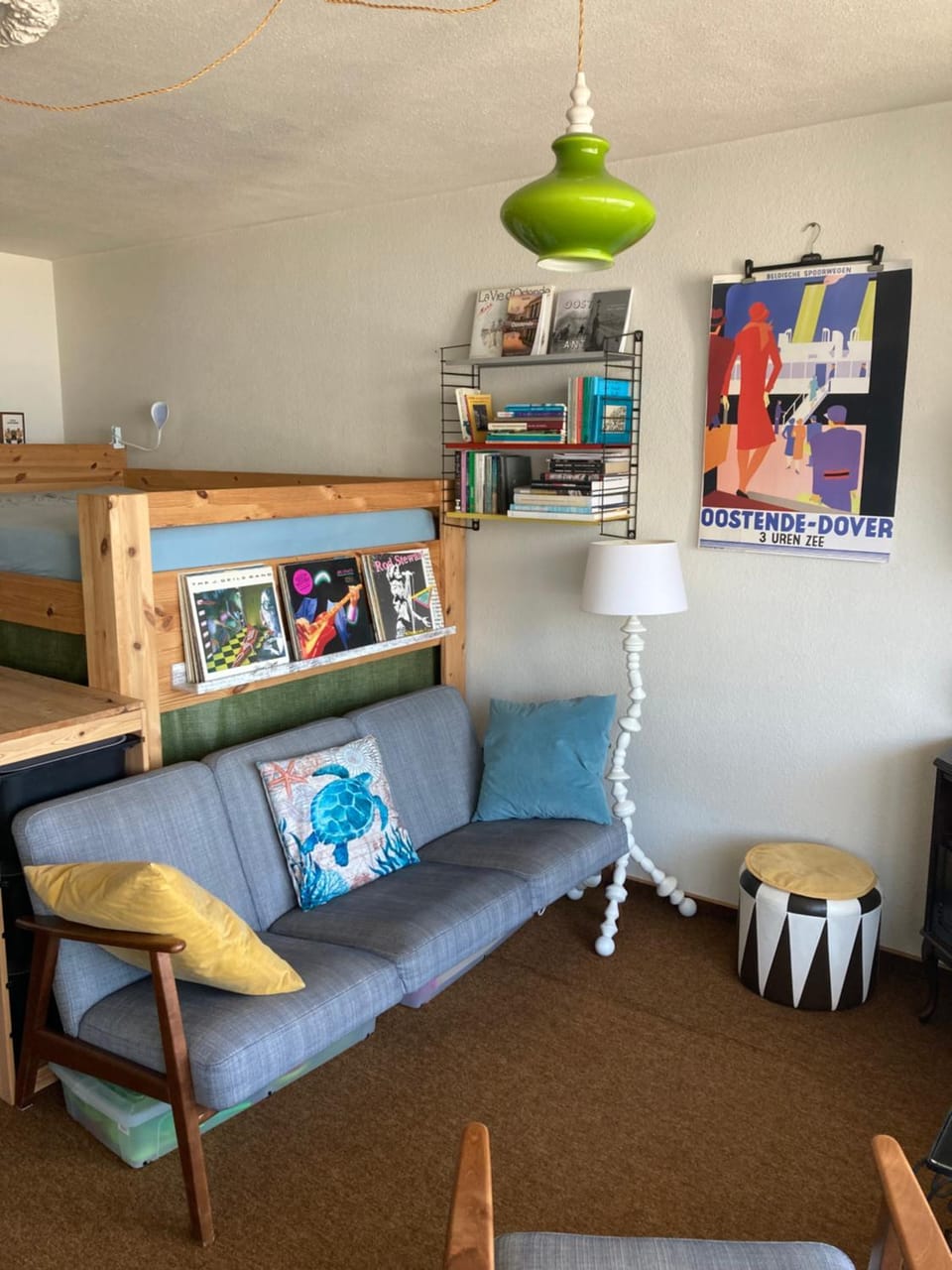 TINY APT w/ balcony and SEAVIEW, even out of your bed ! Apartment in Ostend