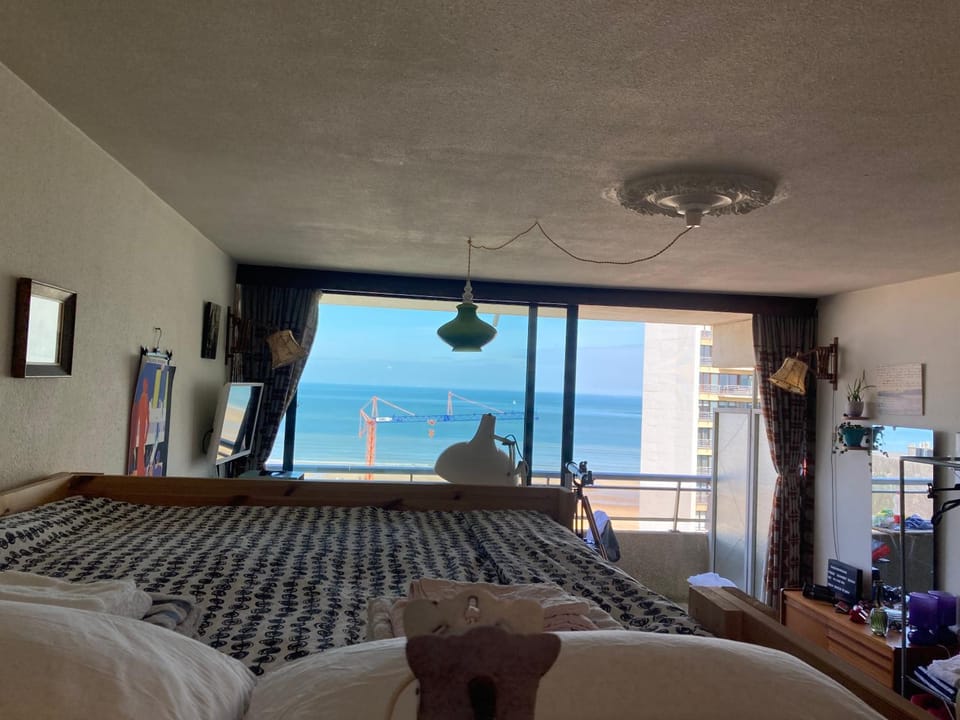 Bed, Sea view