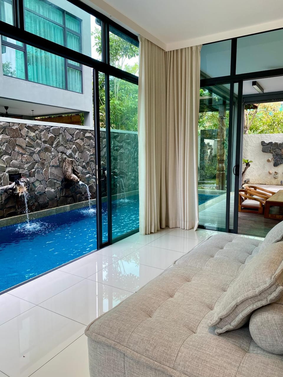 Living room, Garden view, Pool view, Swimming pool