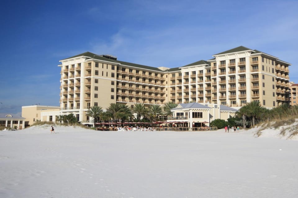 Sandpearl Residences 606 House in Clearwater Beach