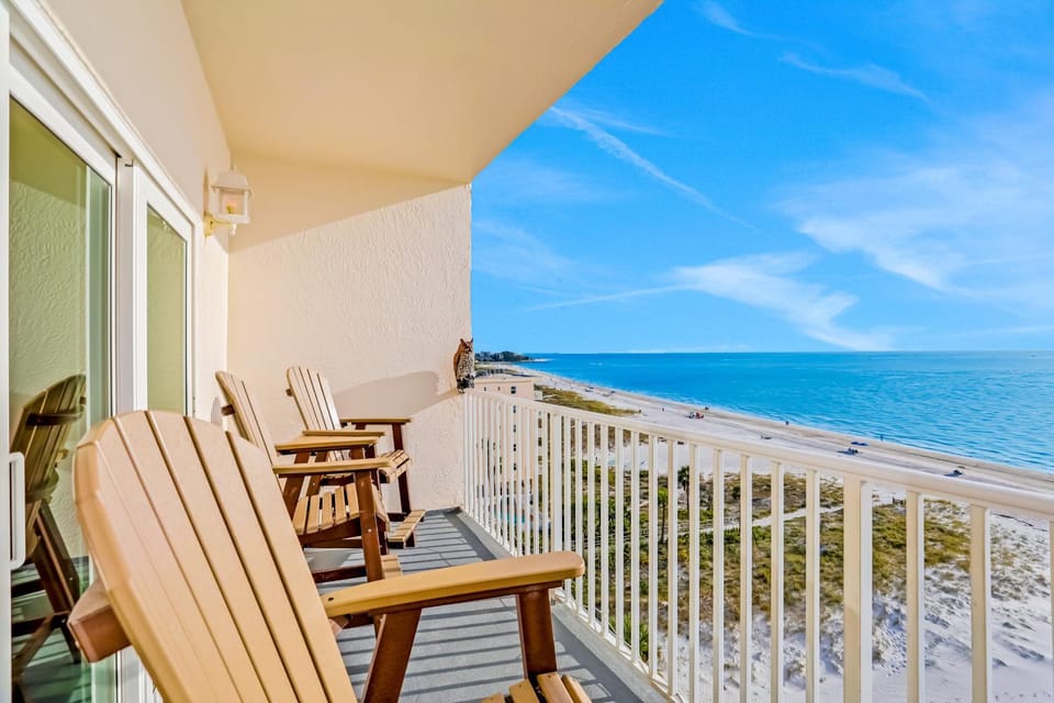 Sea Breeze 705 House in Madeira Beach