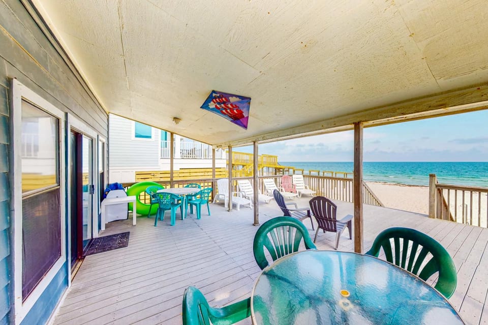 Sandbox House in West Beach