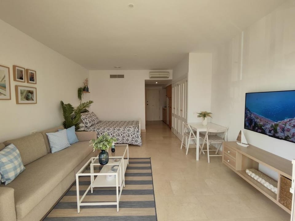 Estudio Puerto de Sotogrande Apartment in Andalusia