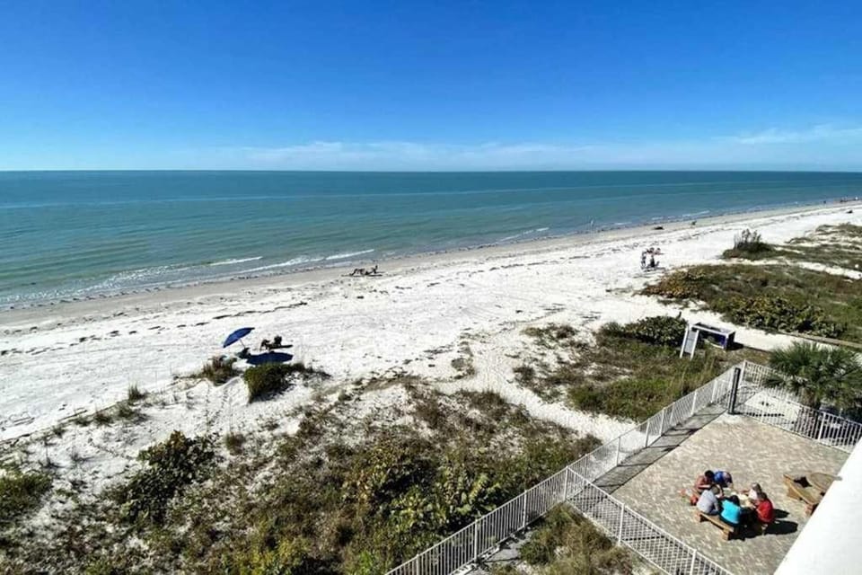 The Pointe 104 House in Indian Shores