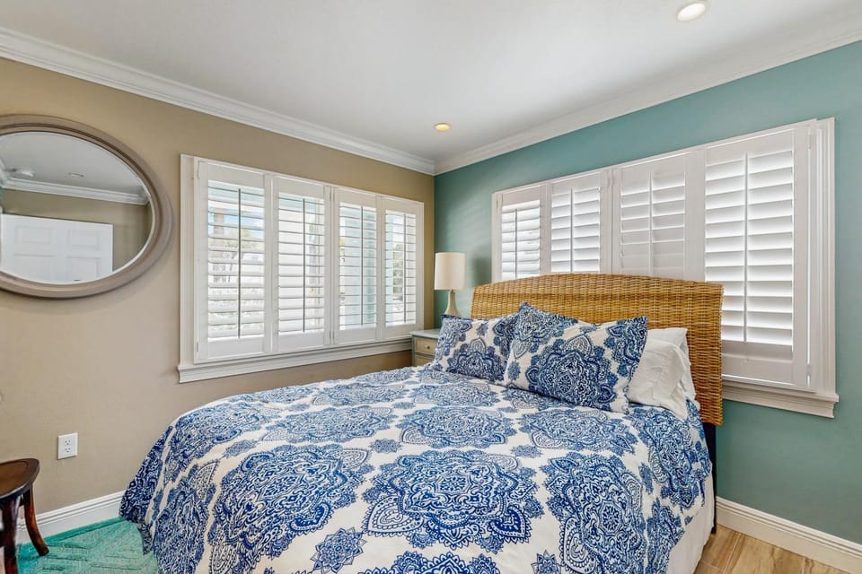 Bungalow Beach Place 9 House in Indian Shores