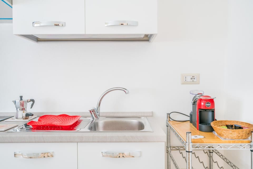 Coffee/tea facilities, Kitchen or kitchenette