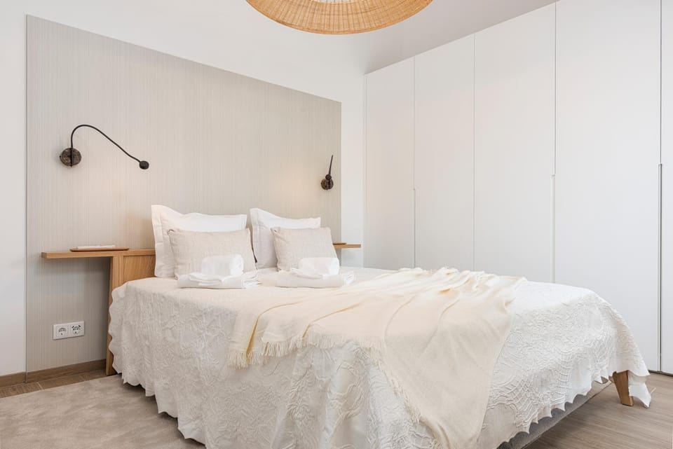 Bed, Bedroom, wardrobe