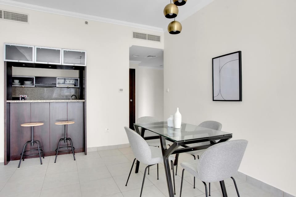 Marina Quays West, Dubai Marina - Mint Stay Apartment in Dubai