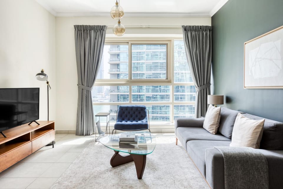 Marina Quays West, Dubai Marina - Mint Stay Apartment in Dubai