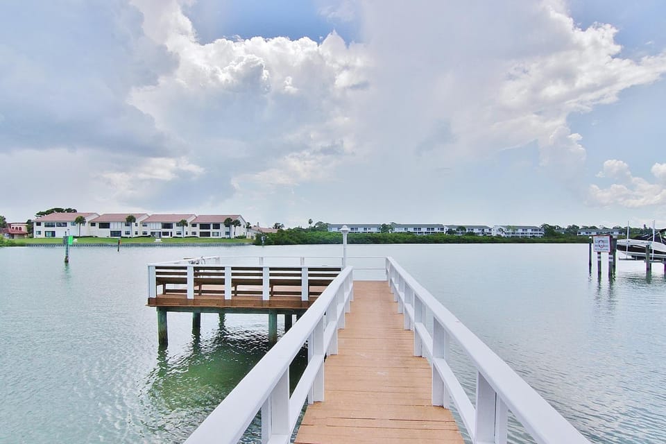 Water View 506 Apartment in Indian Shores