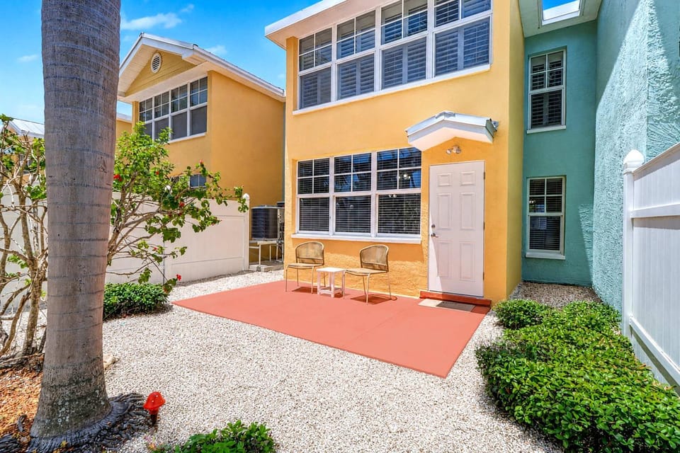 Barefoot Beach Resort F104 House in Indian Shores