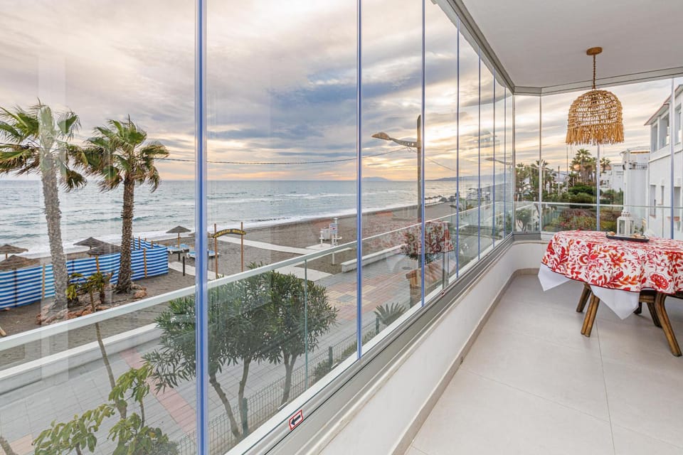 Day, Natural landscape, View (from property/room), Balcony/Terrace, Beach, Sea view