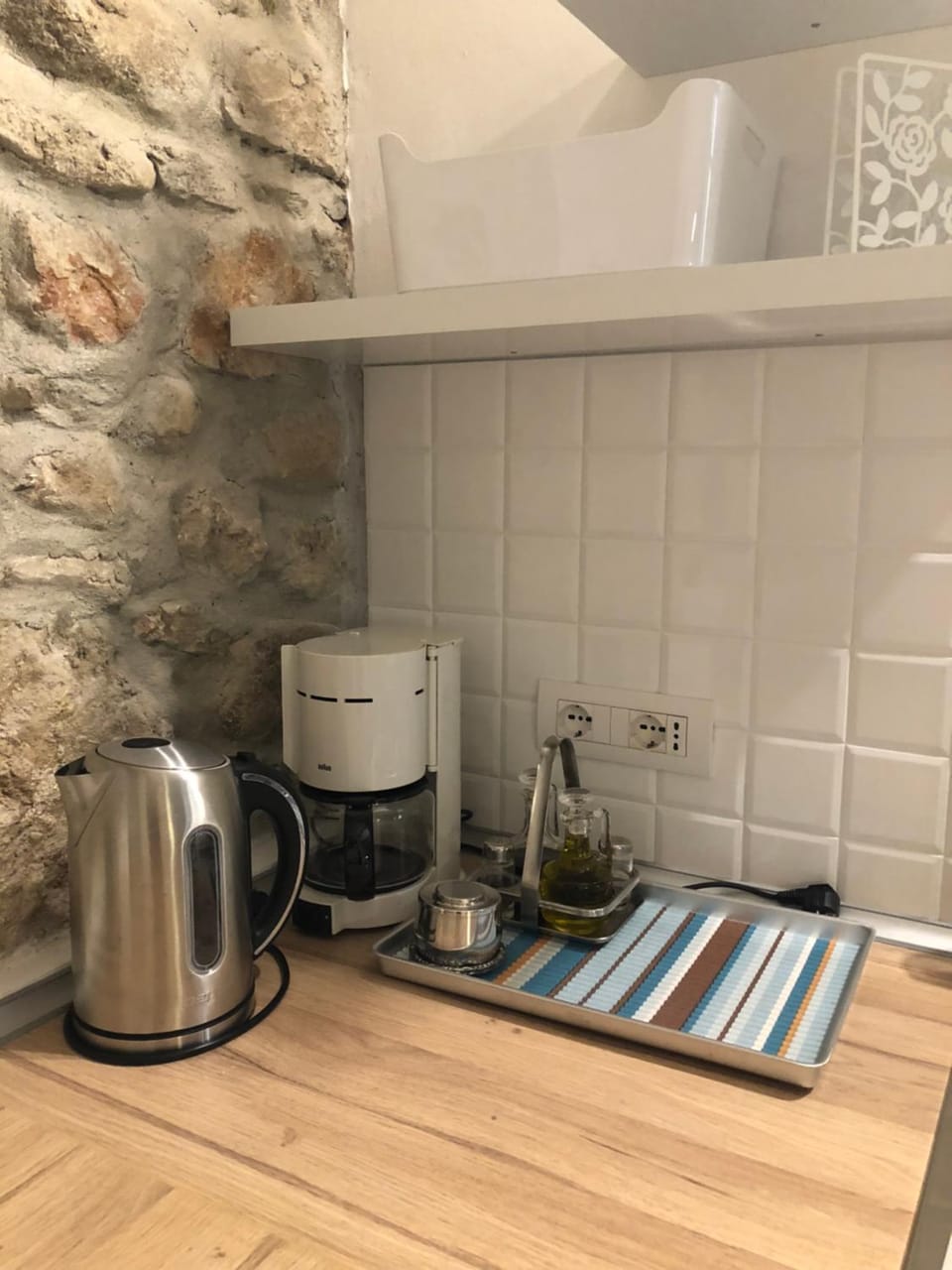 Coffee/tea facilities