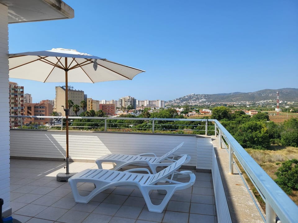 ÁTICO AQUA PEÑÍSCOLA, 2ª Linea de Playa, Parking y Piscina Apartment in Peniscola