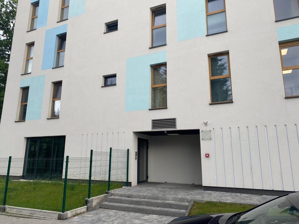 Property building, Day