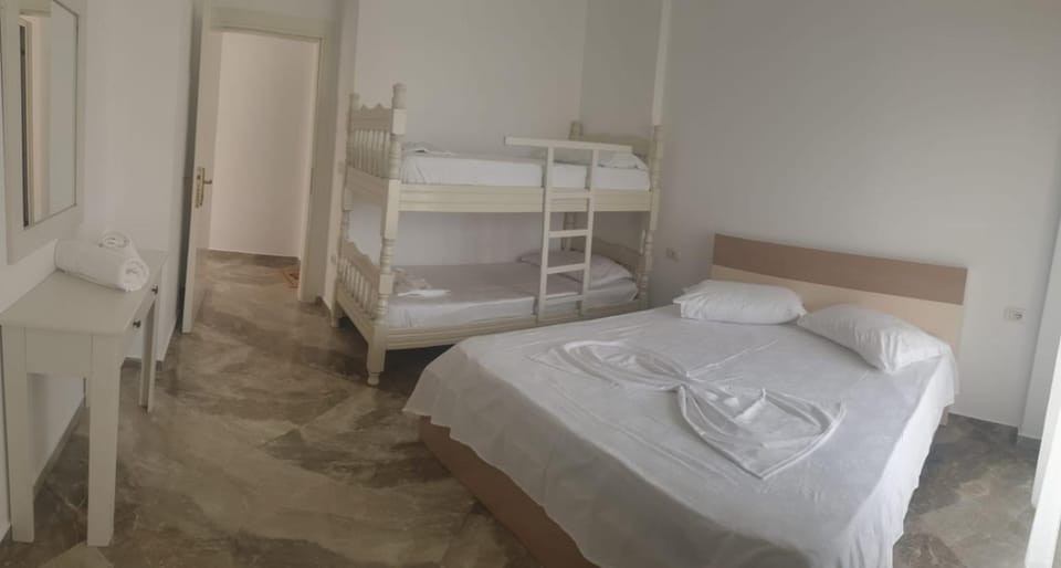 Photo of the whole room, bunk bed