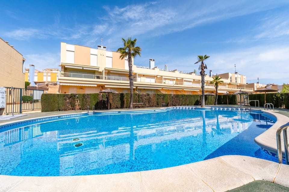 Property building, Swimming pool