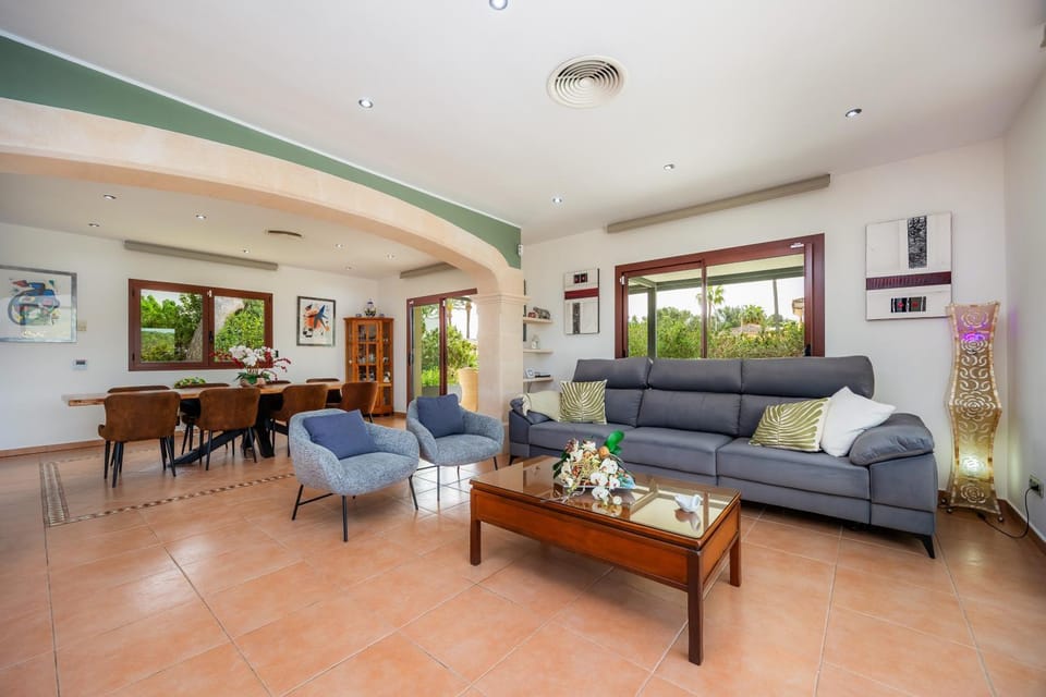 Property building, Living room