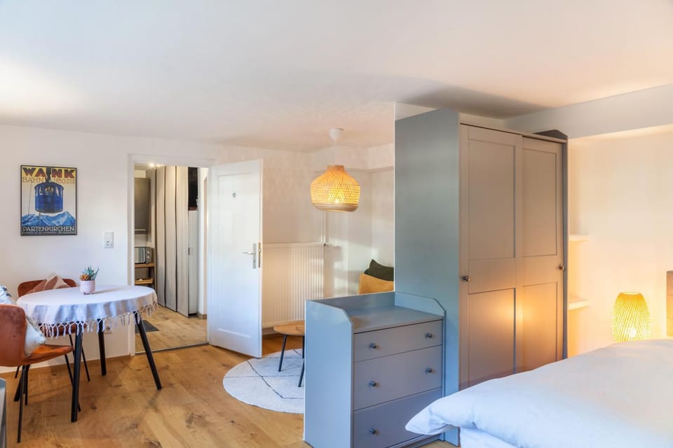 Living room, Bedroom