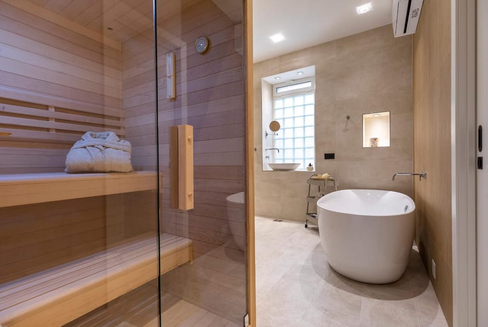 Sauna, Bathroom