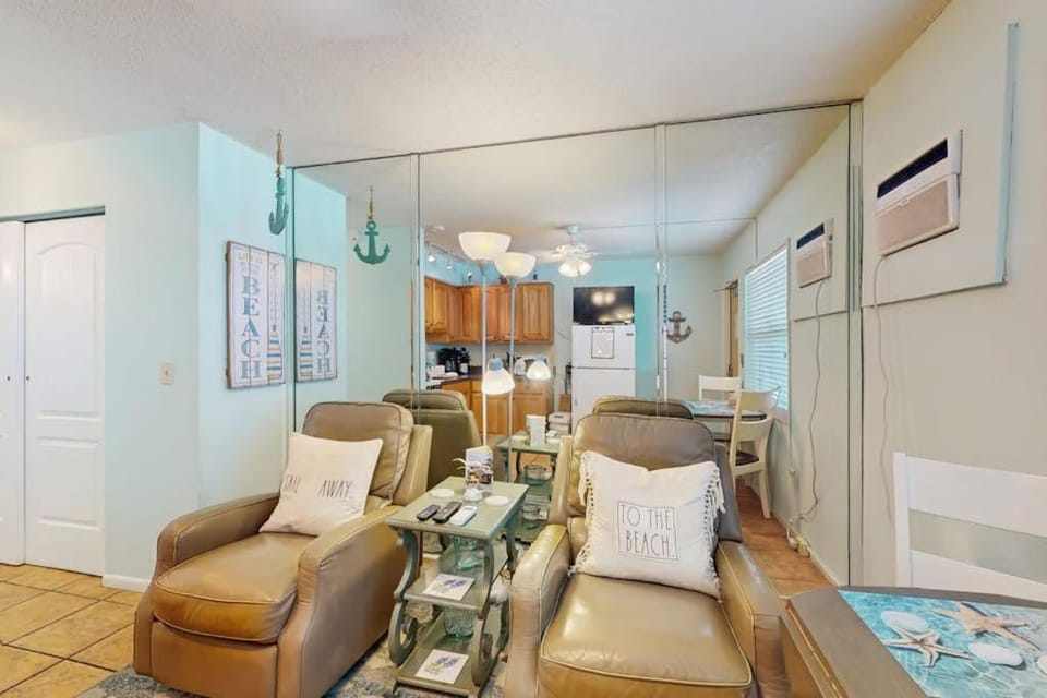 Chateau 8W House in Belleair Beach