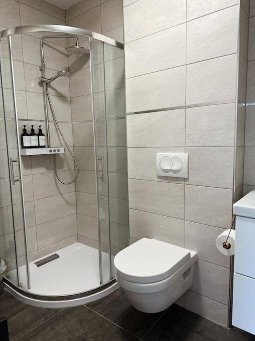 Lovely 1 BR apt near beach with private parking Apartment in Dubrovnik