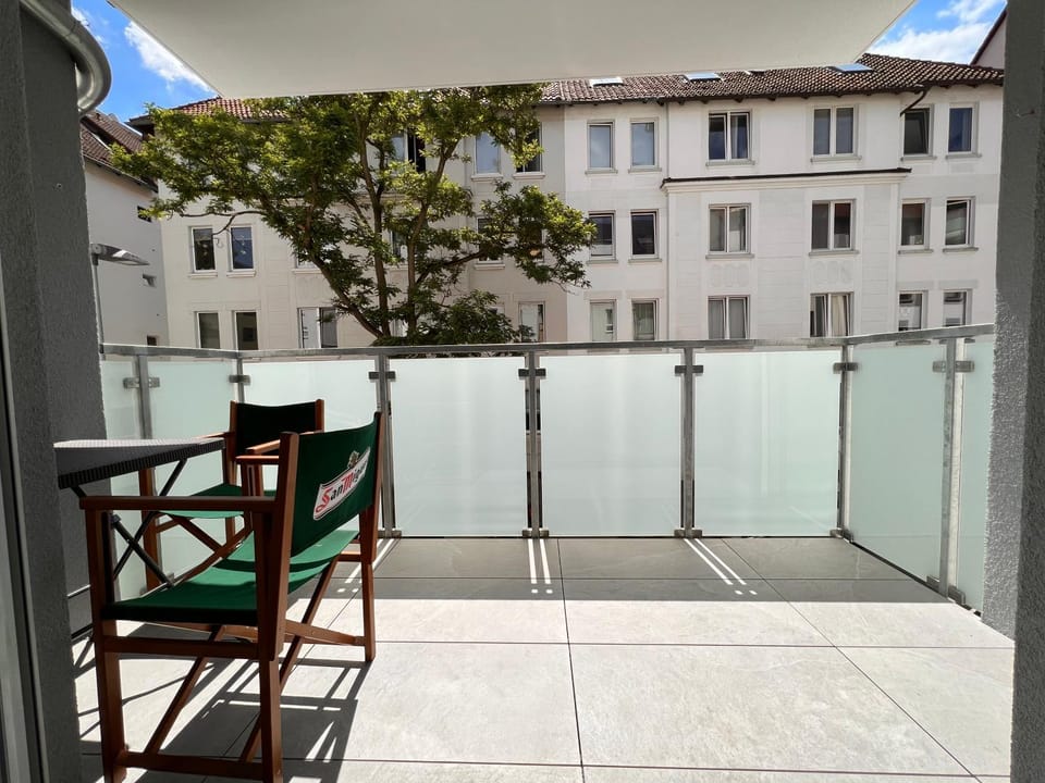View (from property/room), Balcony/Terrace, acessibility