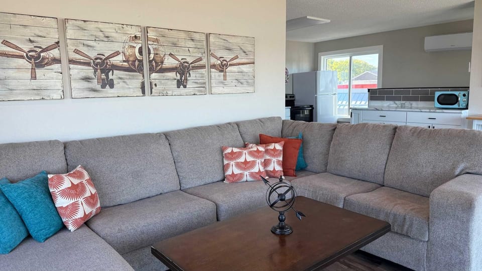 3 Bedroom Condo with Lake Pepin views with access to shared outdoor pool House in Lake Pepin