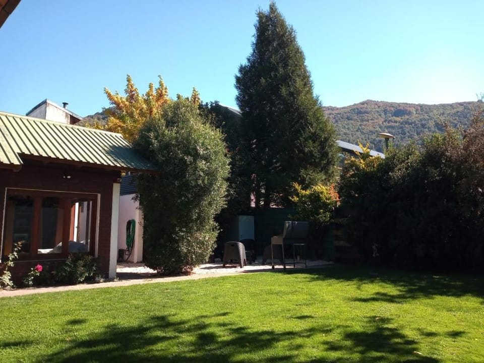 Day, Natural landscape, Summer, Garden, Garden view, Mountain view, sunbed