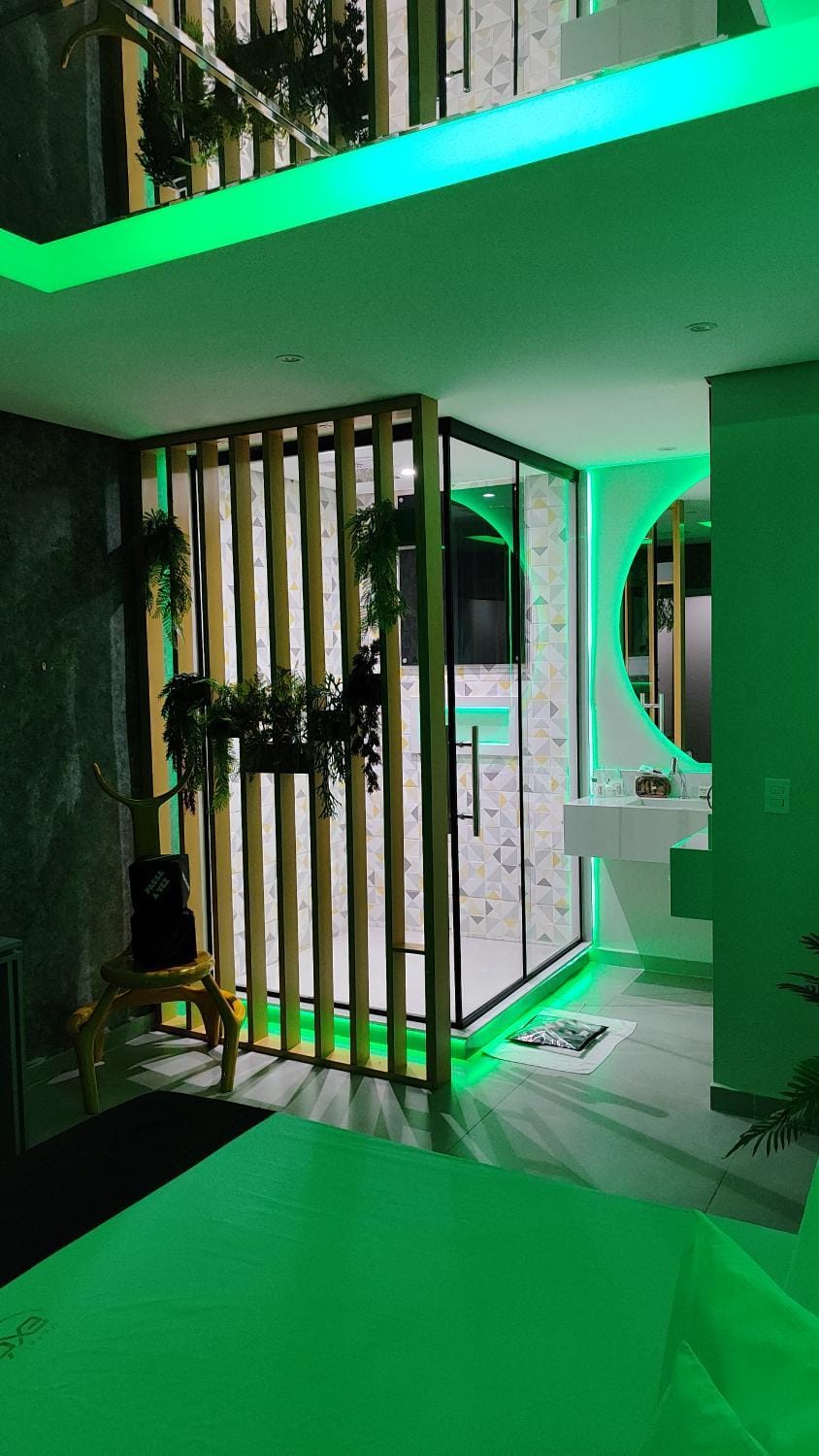 Garden, Bathroom