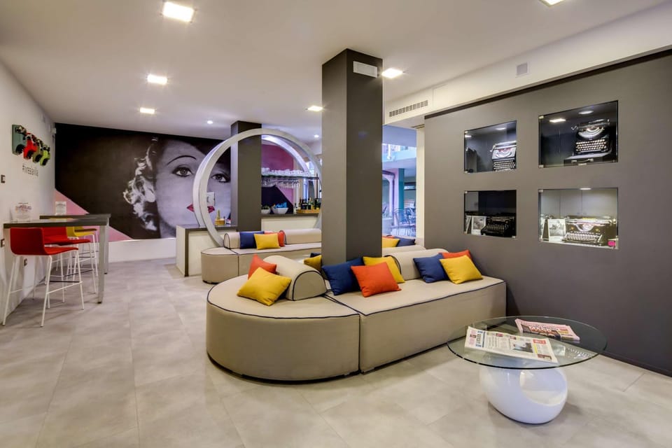 Lobby or reception, On site