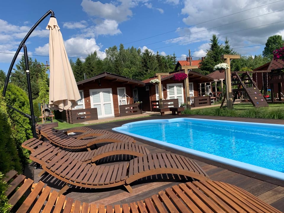 Property building, Natural landscape, Garden, Garden view, Swimming pool, sunbed