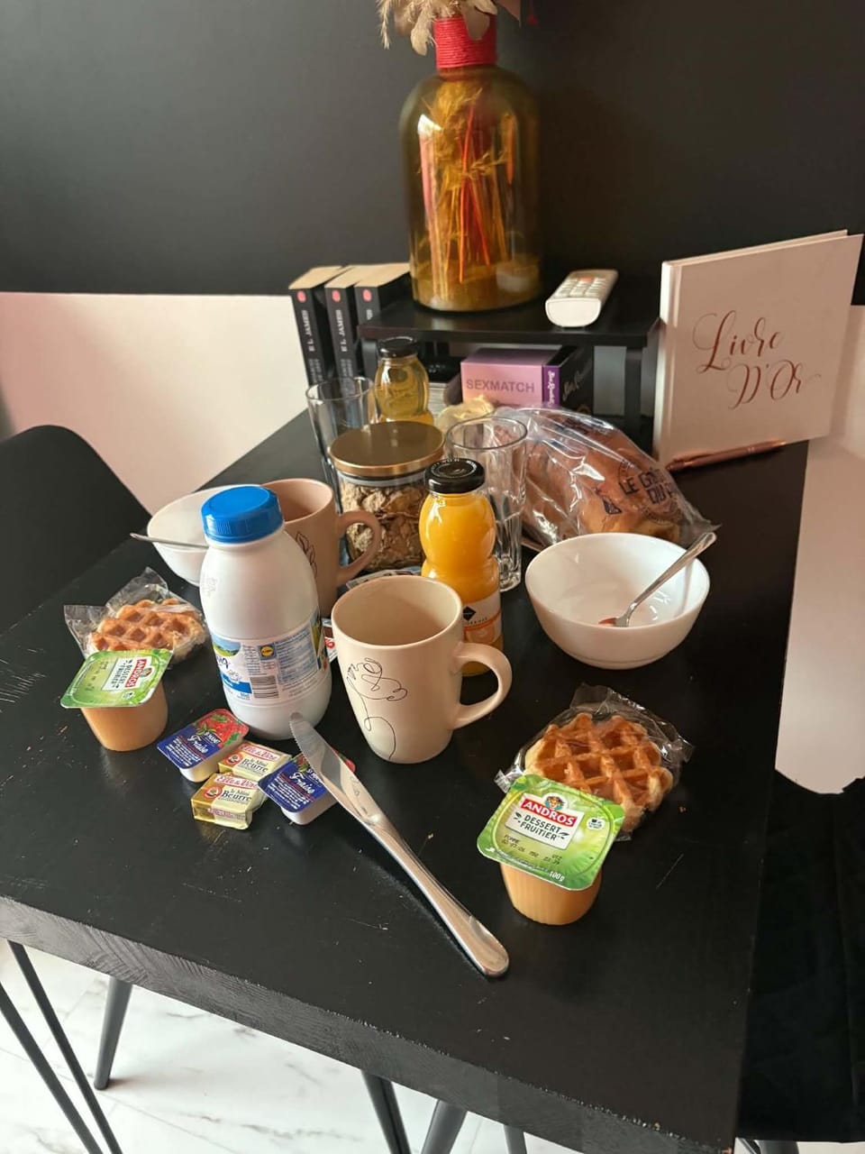Breakfast, Breakfast