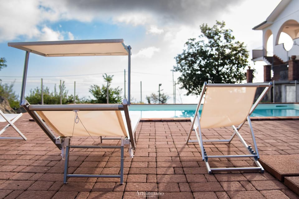 Patio, Day, View (from property/room), Balcony/Terrace, Pool view, Swimming pool, sunbed