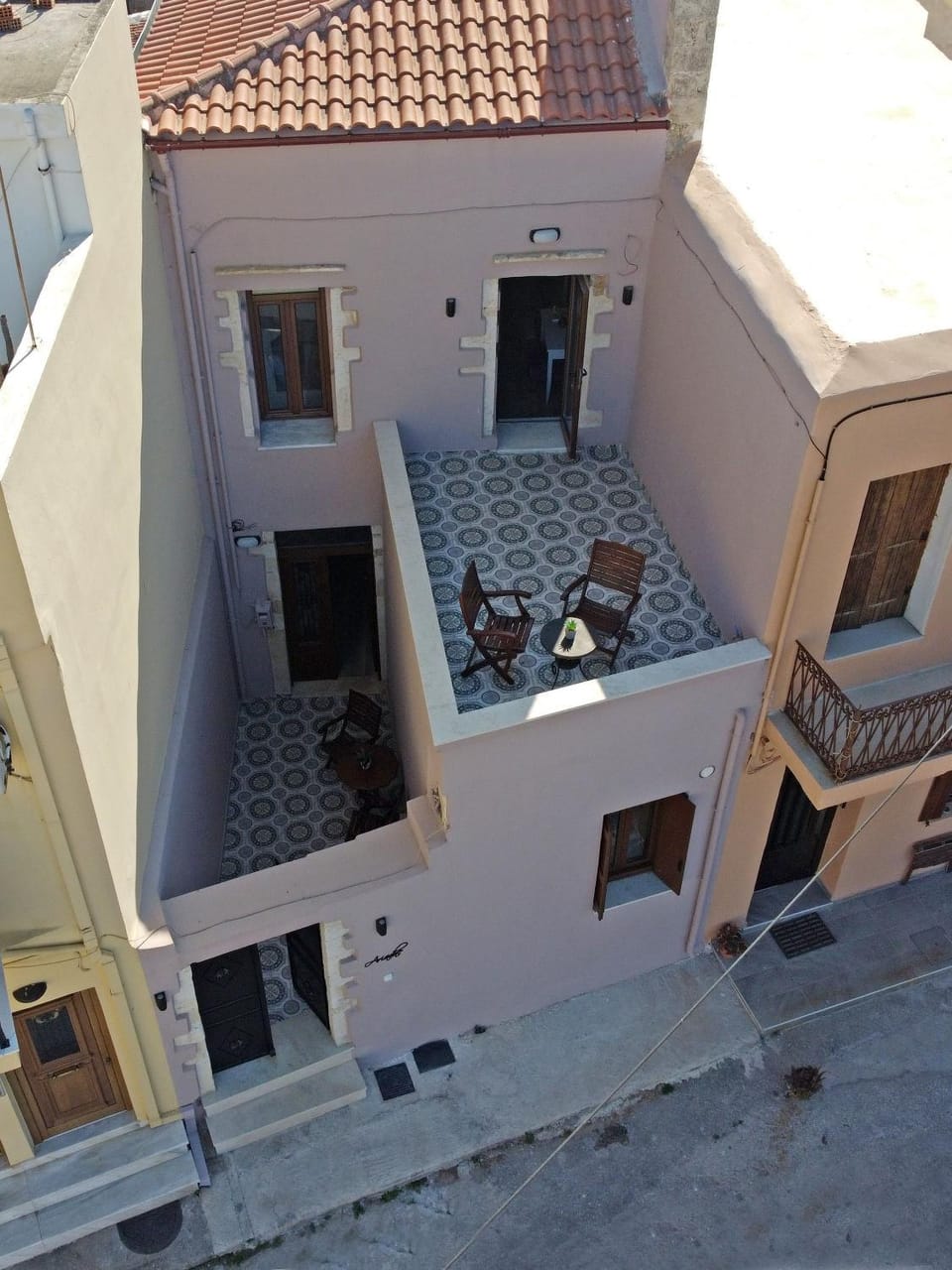 Property building, Balcony/Terrace