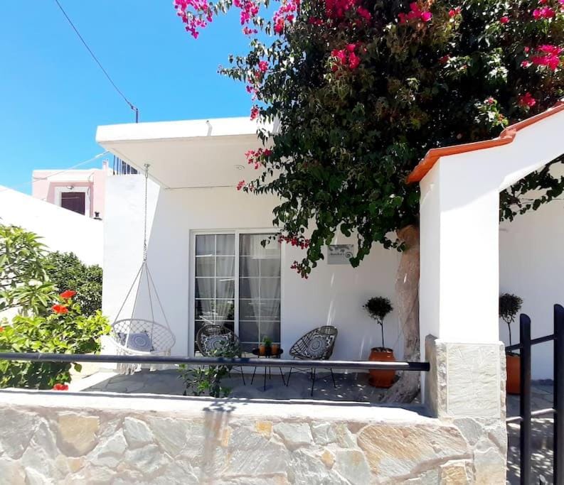 Annika's Summer Dream Villa in Decentralized Administration of the Aegean