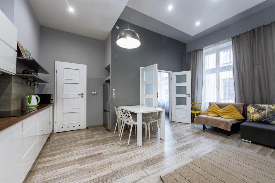 Kitchen or kitchenette, Living room, Seating area, minibar
