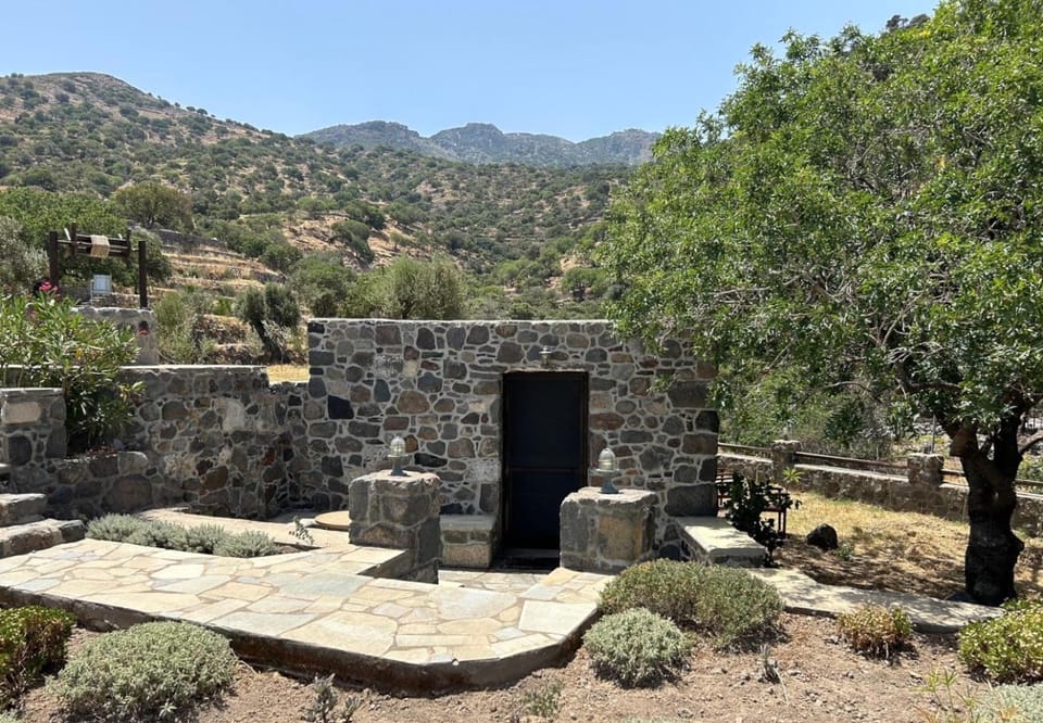 Loutra Olive Gardens Stone House #1 House in Decentralized Administration of the Aegean