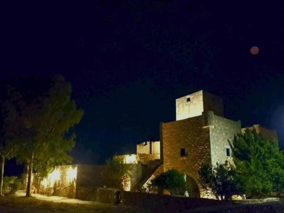 Property building, Night