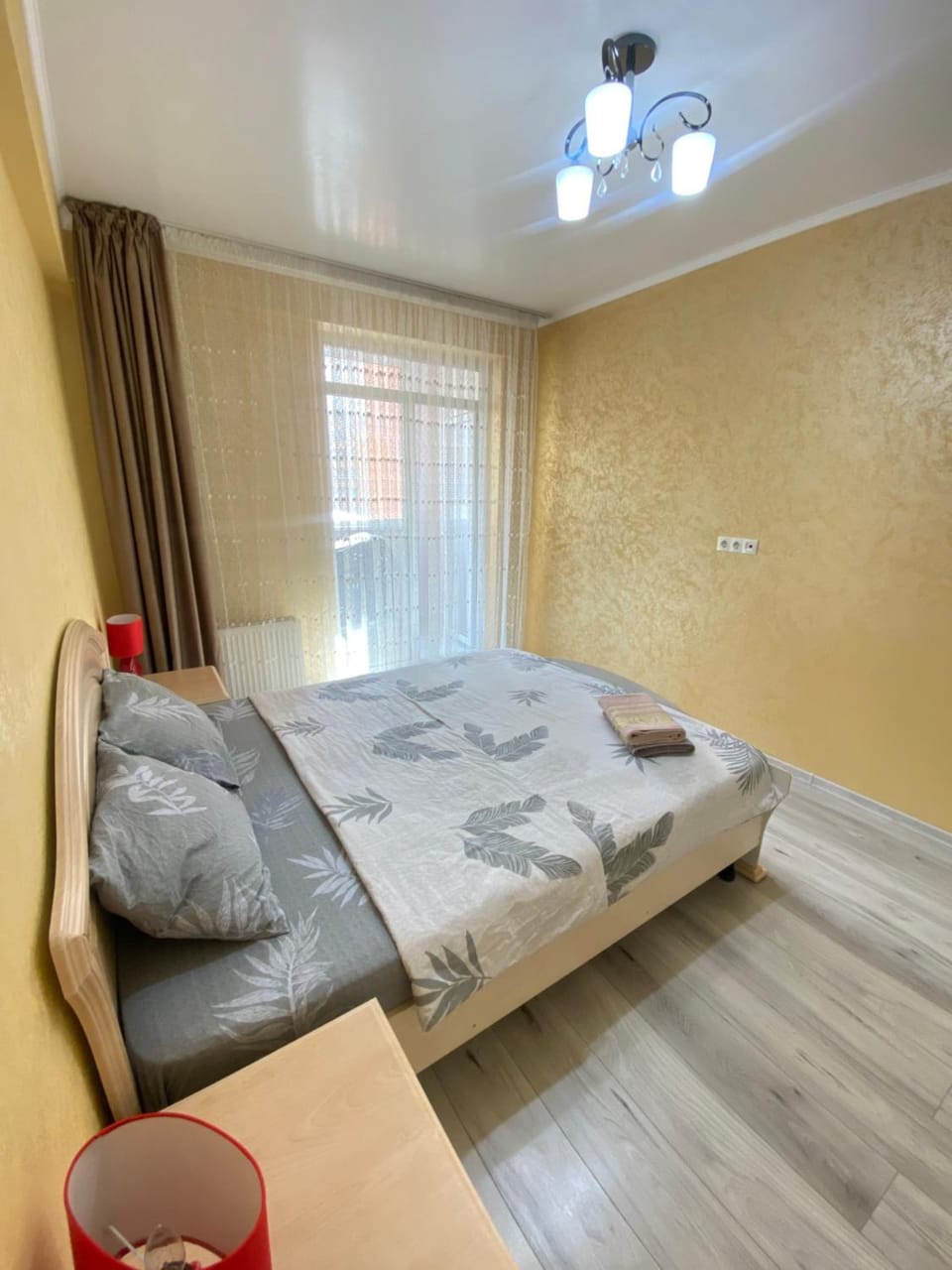 Bed, Photo of the whole room, Seating area