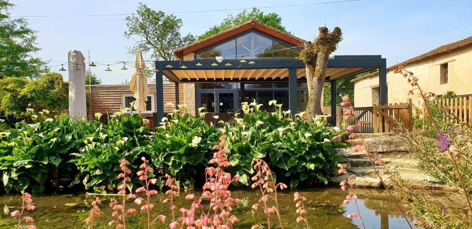 Property building, Patio, Restaurant/places to eat, View (from property/room)