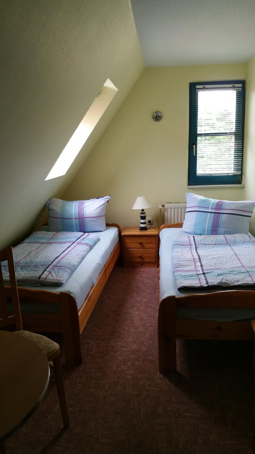 Photo of the whole room, Bedroom